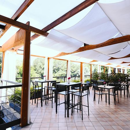Best Quality Hotel La Darsena Монкалиери Екстериор снимка