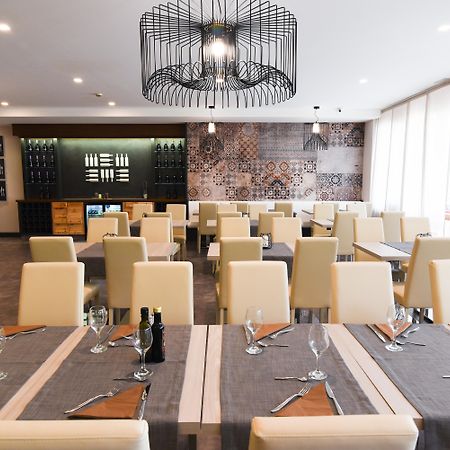 Best Quality Hotel La Darsena Монкалиери Екстериор снимка