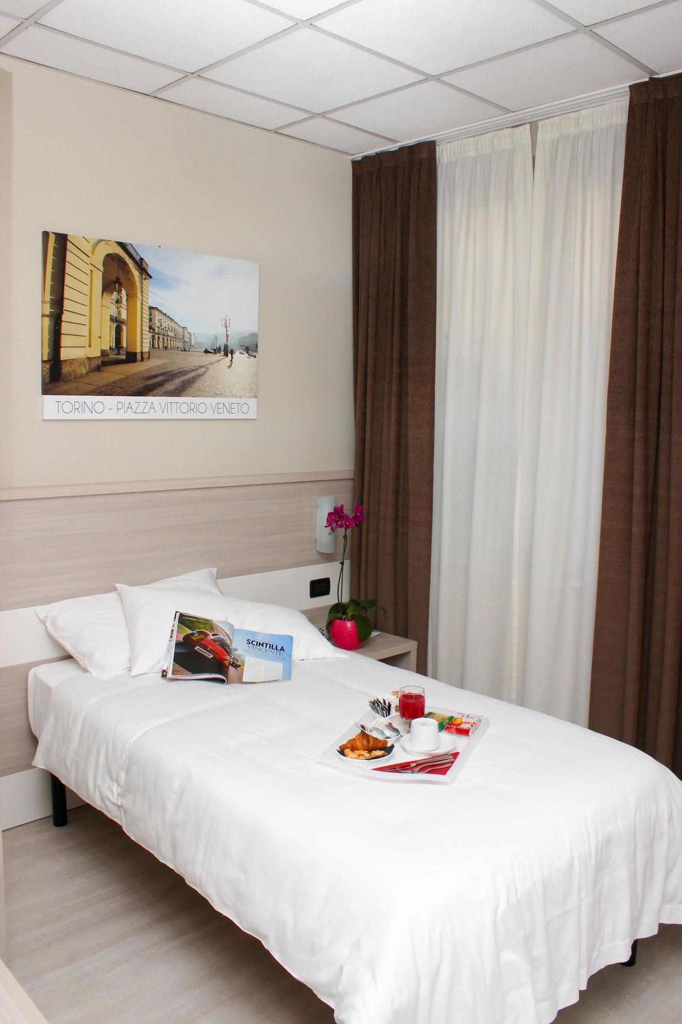 Best Quality Hotel La Darsena Монкалиери Екстериор снимка