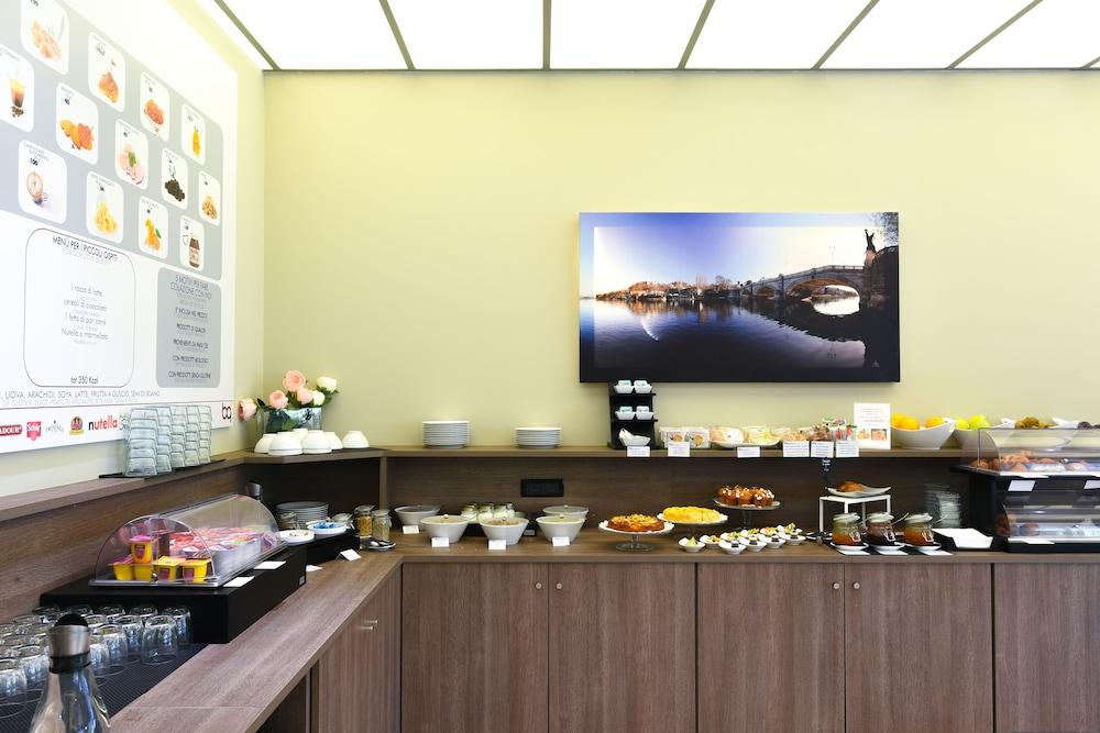 Best Quality Hotel La Darsena Монкалиери Екстериор снимка
