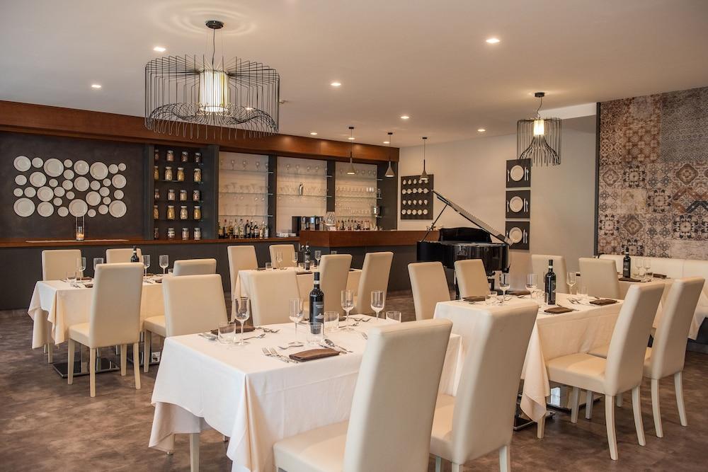Best Quality Hotel La Darsena Монкалиери Екстериор снимка