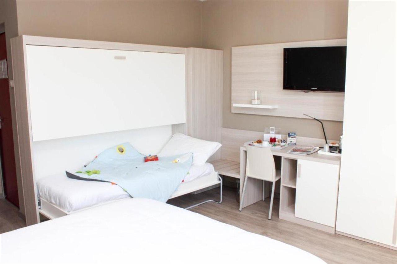 Best Quality Hotel La Darsena Монкалиери Екстериор снимка
