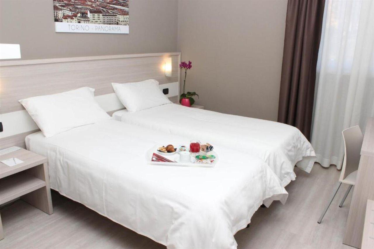 Best Quality Hotel La Darsena Монкалиери Екстериор снимка